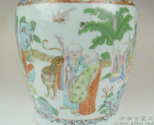 清咸豐 精品羅漢圖花口大瓶一對(duì) 高 36厘米